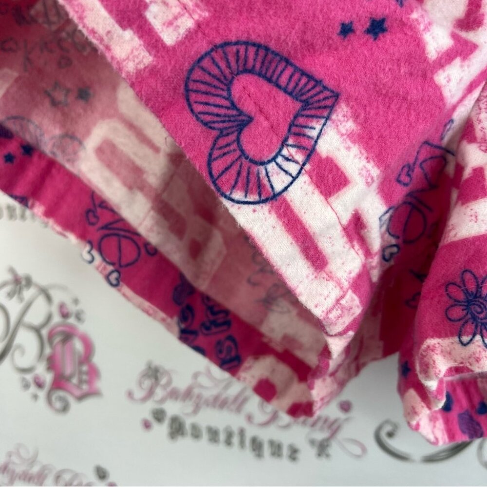 725 originals plus shorts free hugs love hearts Pink Graphic Women's Shorts - Picture 7 of 10